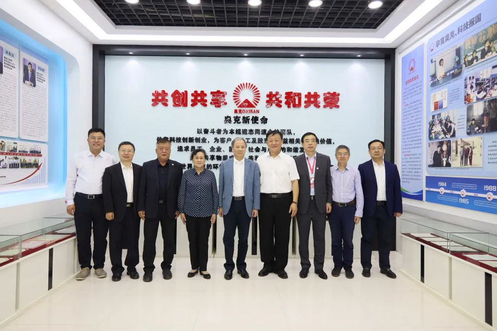 朱建民接待院士专家团队到访W66利来官网集团.png 朱建民接待院士专家团队到访W66利来官网集团.png